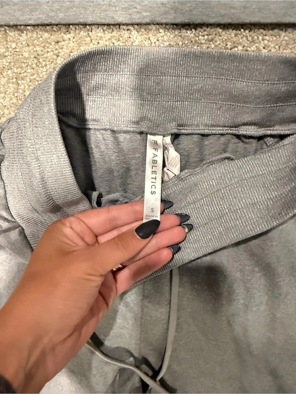 Fabletics Cloud Jersey Cropped Hoodie Jogger Set Gray Size Small - Picture 5 of 5